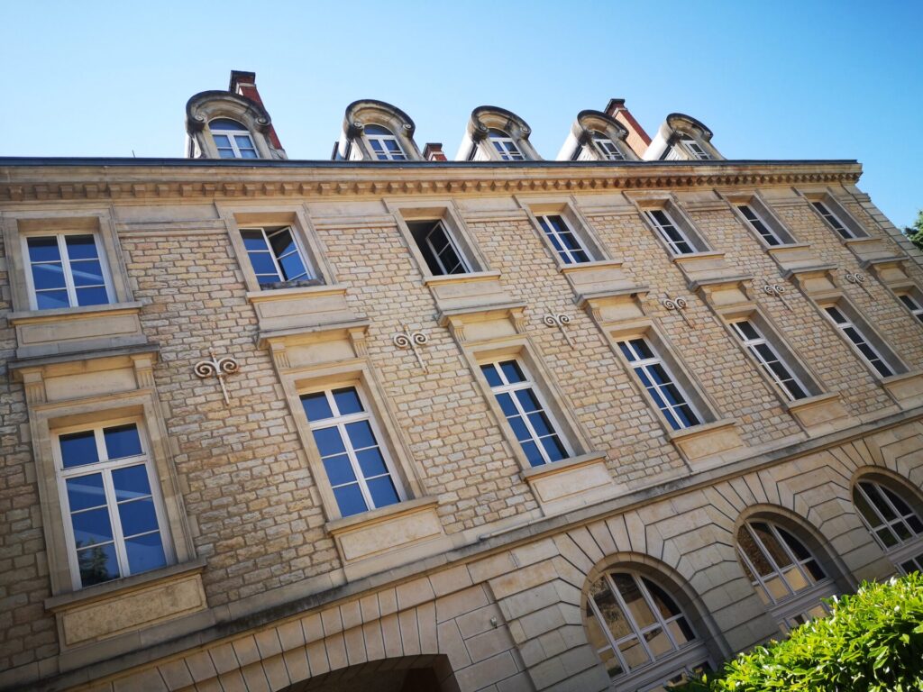 Extérieur de la résidence ALATAO à Dijon