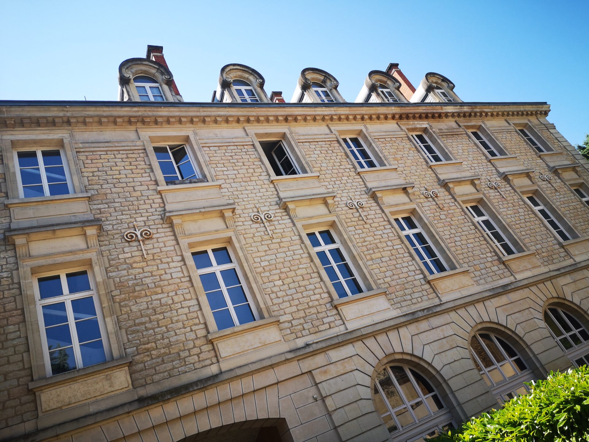 Extérieur de la résidence ALATAO à Dijon